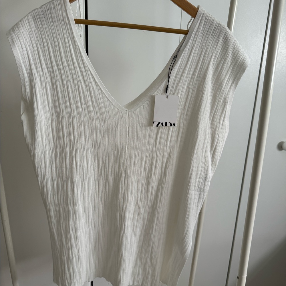 Zara White V neck top